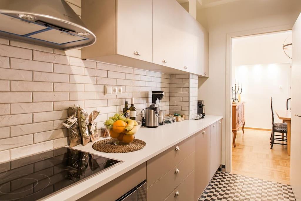 Luxurious Apartment Kolonaki アテネ エクステリア 写真